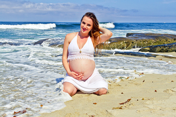 Rebekka Payne Portrait Artist San Diego Maternity